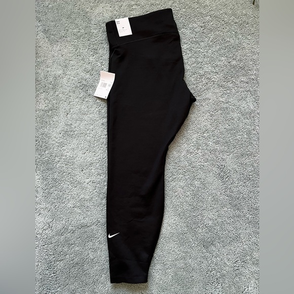 Nike 2x Black Leggings - Picture 3 of 5